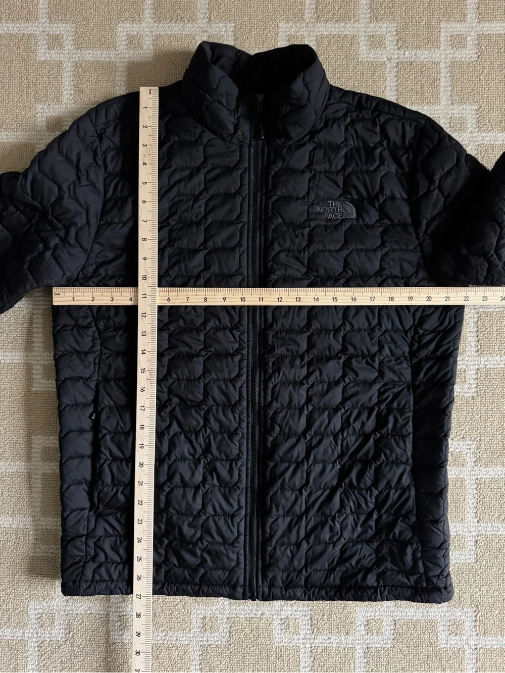 The North Face ThermoBall Insulated Puffer Jacket Packable Black Large